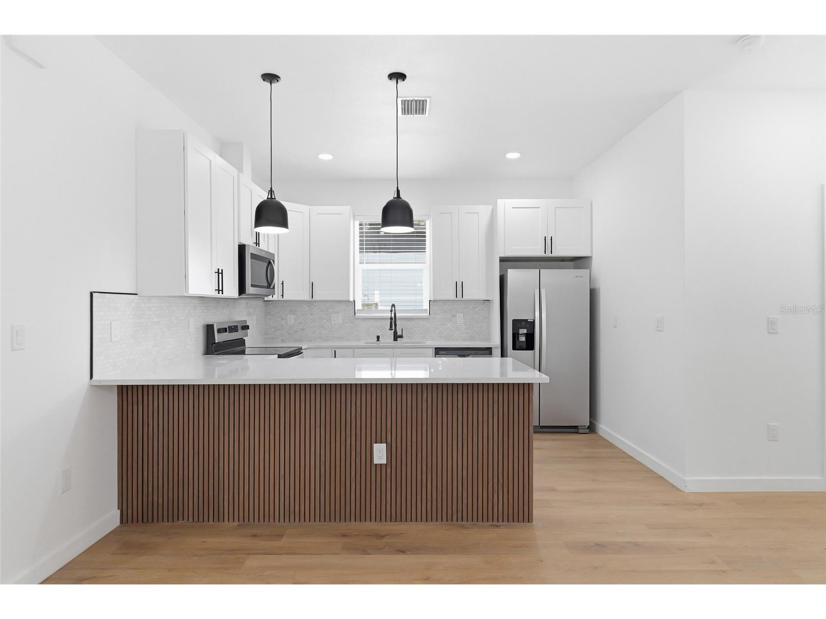 15304 16th Street Dade City FL 33523 TB8454092 image14