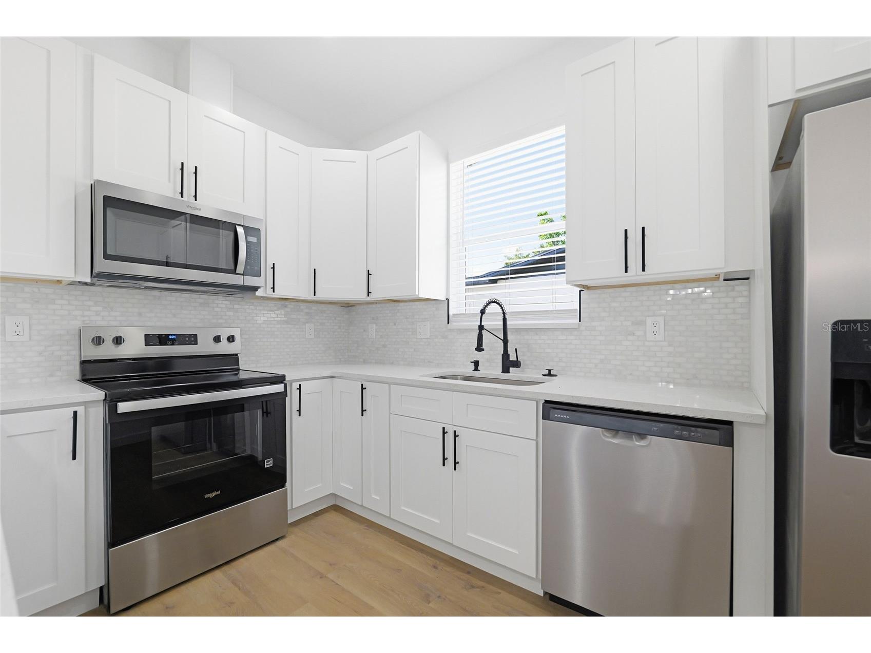 15304 16th Street Dade City FL 33523 TB8454092 image16