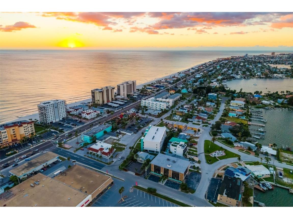 15305 1st Street E #201 Madeira Beach FL 33708 A4668106 image2