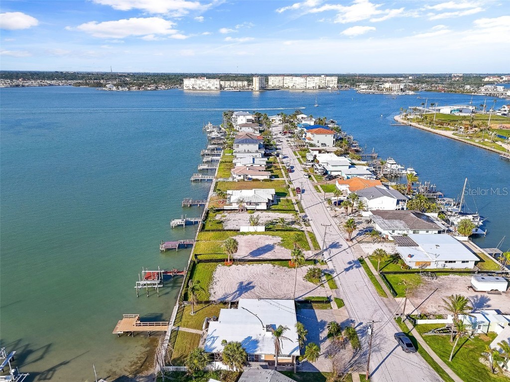 15305 Harbor Drive Madeira Beach FL 33708 - INTRACOASTAL WATERWAY A4649691 image14