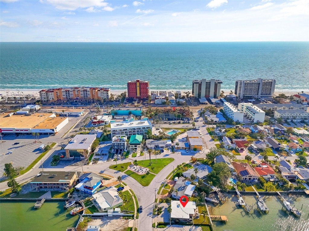 15305 Harbor Drive Madeira Beach FL 33708 - INTRACOASTAL WATERWAY A4649691 image2