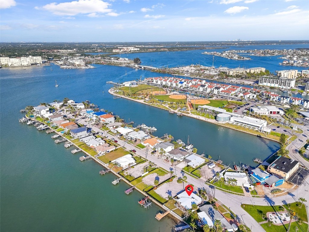 15305 Harbor Drive Madeira Beach FL 33708 - INTRACOASTAL WATERWAY A4649691 image6