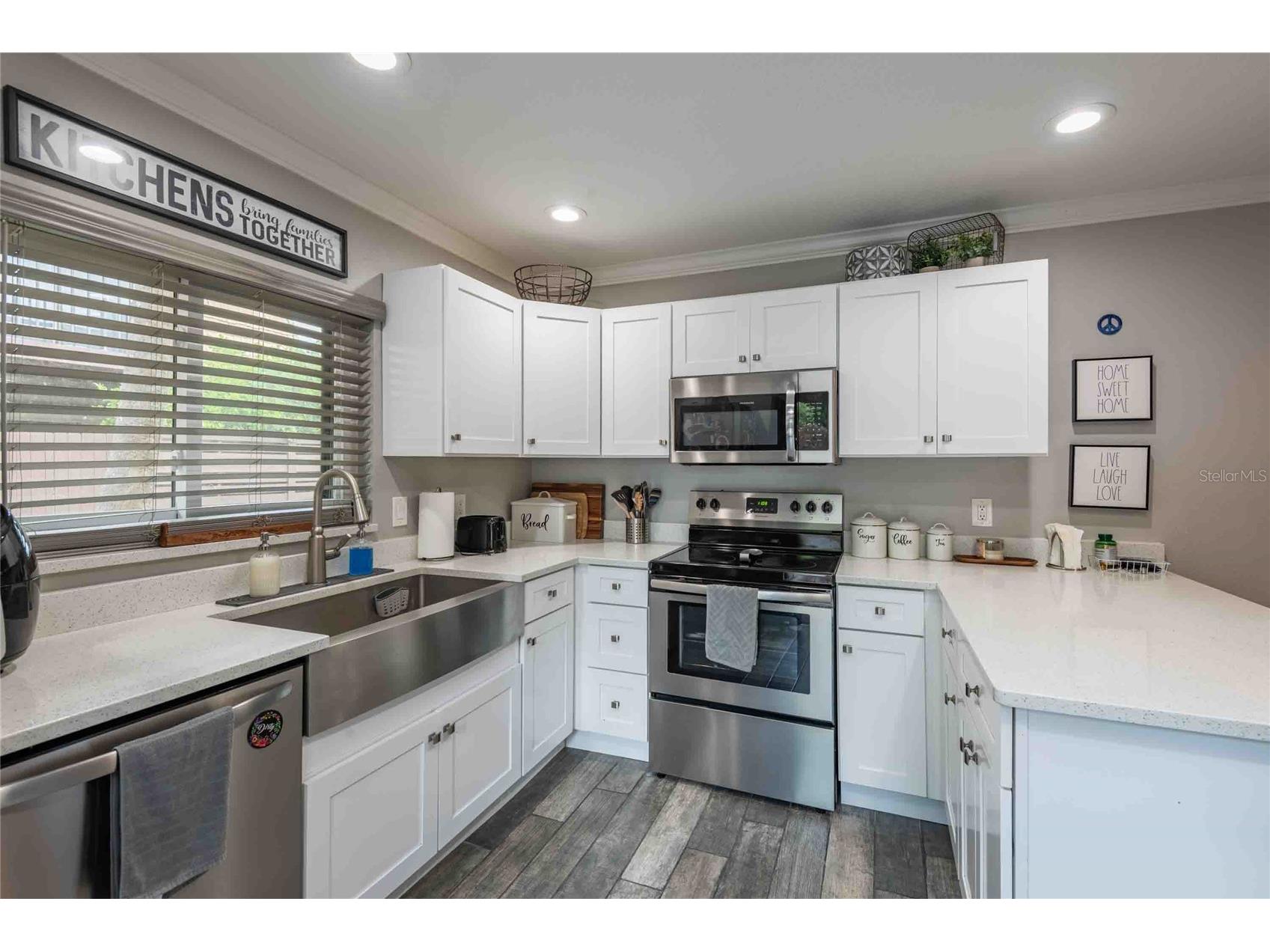 15307 W Pond Woods Drive #301 Tampa FL 33618 TB8512188 image15