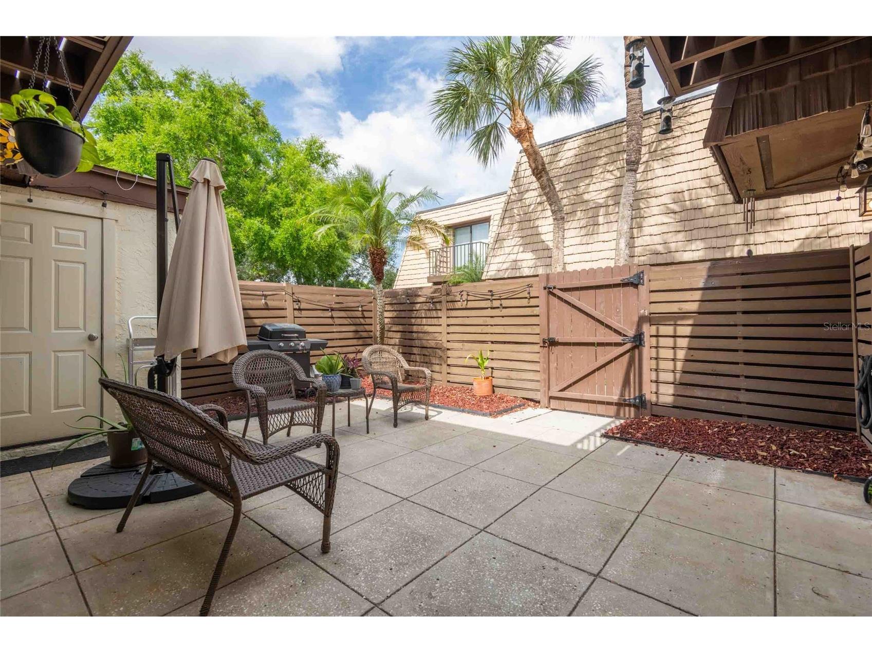 15307 W Pond Woods Drive #301 Tampa FL 33618 TB8512188 image4