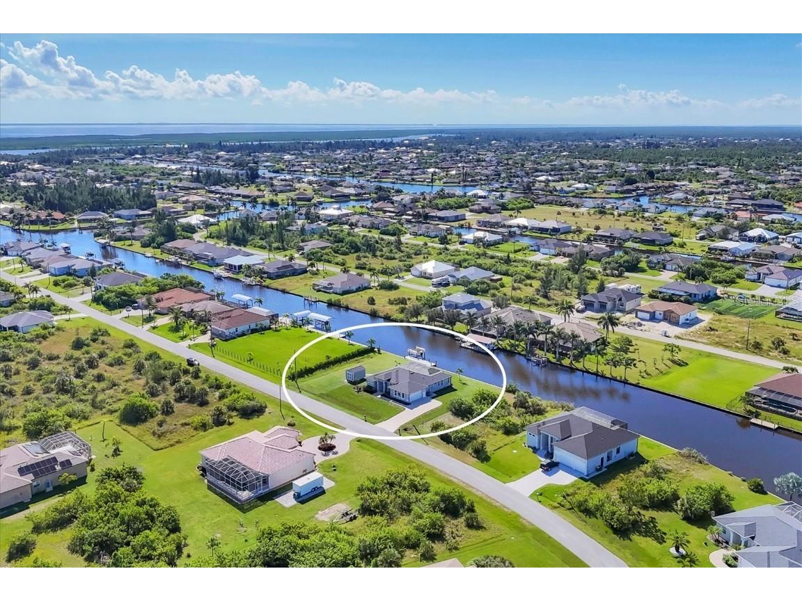 15308 Acorn Circle Port Charlotte FL 33981 - TAURUS WATERWAY D6143948 image1