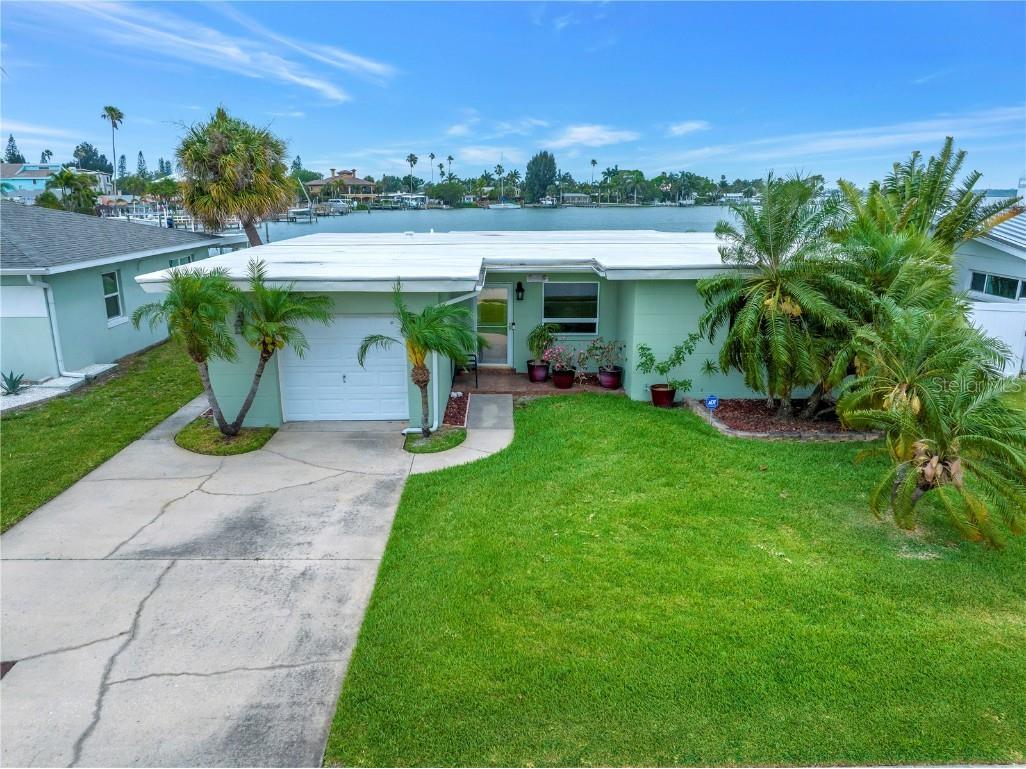 15309 Harbor Drive Madeira Beach FL 33708 - BOCA CIEGA BAY U8242619 image1