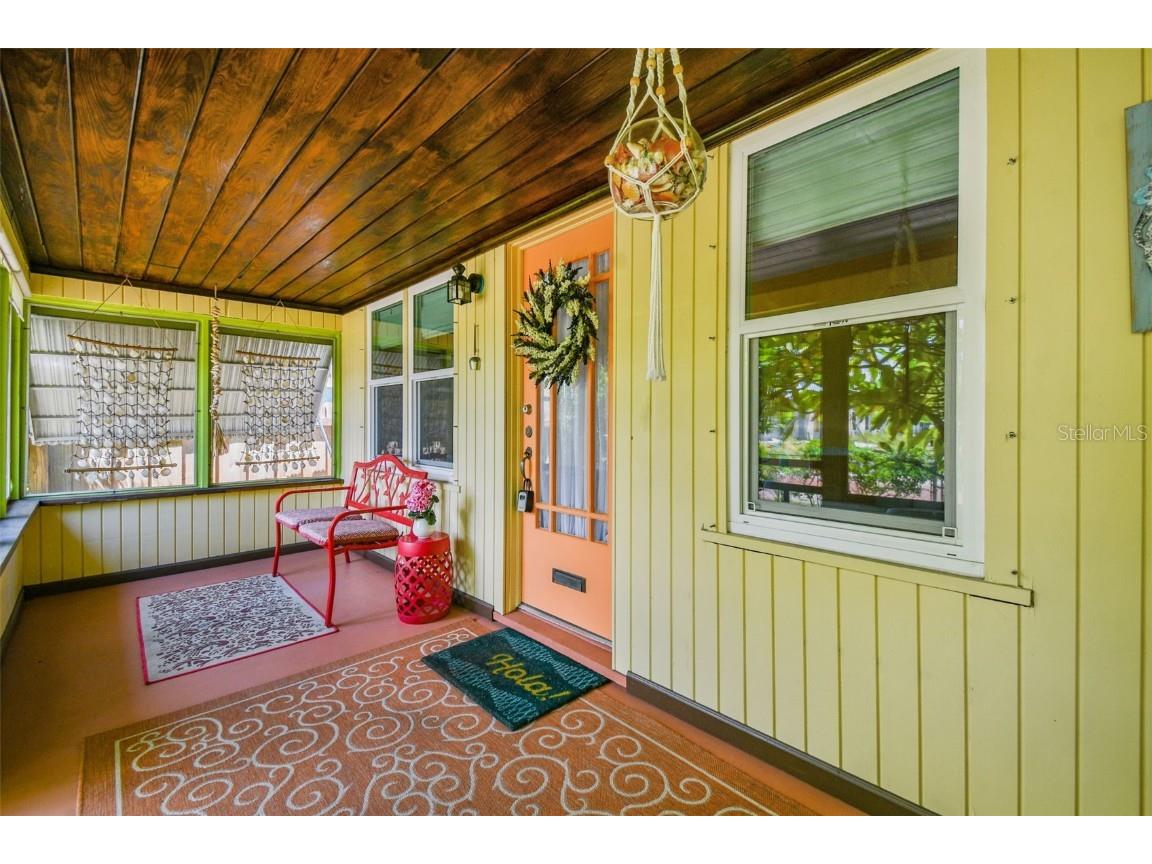 1531 18th Avenue N Saint Petersburg FL 33704 U8213087 image1