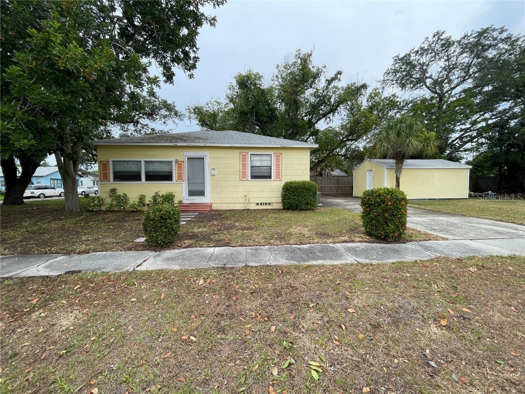 1531 44th Street S Saint Petersburg FL 33711 U8238096 image1