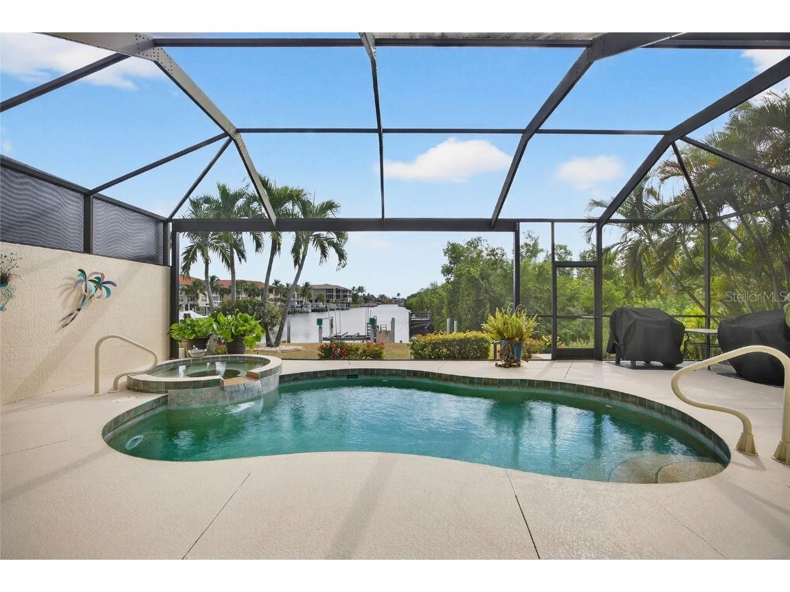 1531 Aqui Esta Drive #1 Punta Gorda FL 33950 C7517325 image5