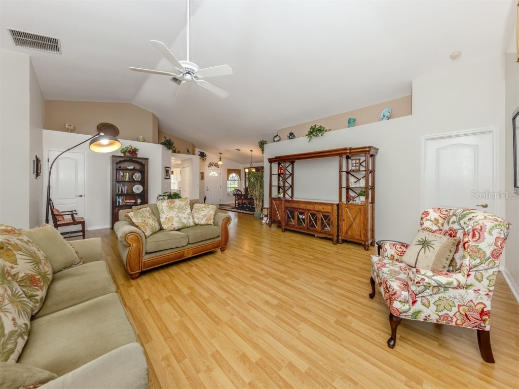 1531 Belfry Drive Venice FL 34292 N6139092 image8