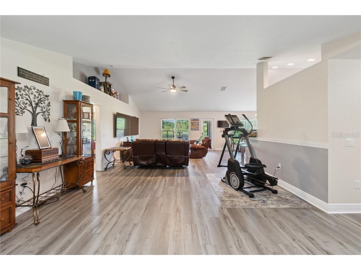 1531 Blue Sky Boulevard Haines City FL 33844 L4953545 image4