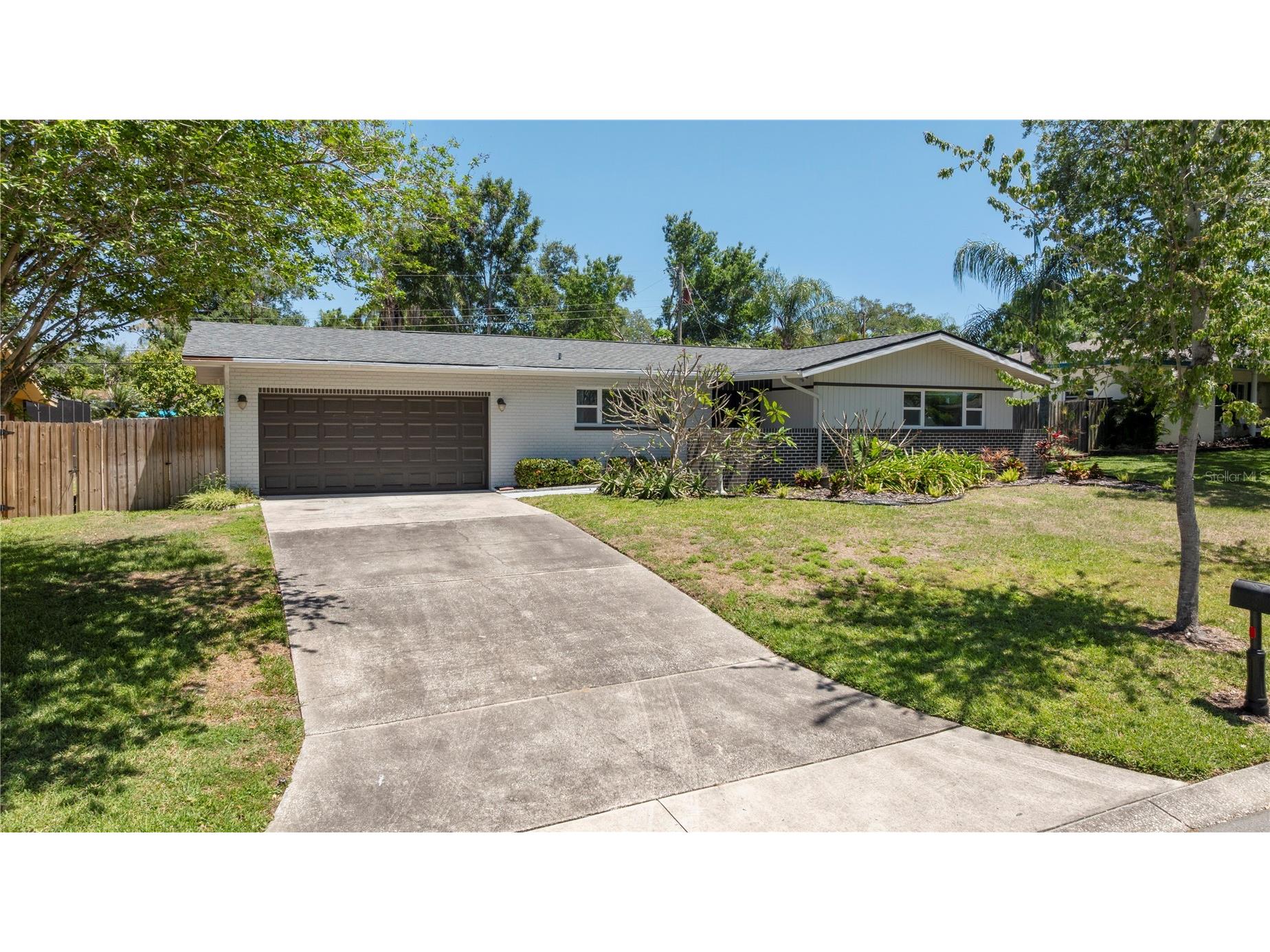 1531 Picardy Circle Clearwater FL 33755 TB8496976 image1