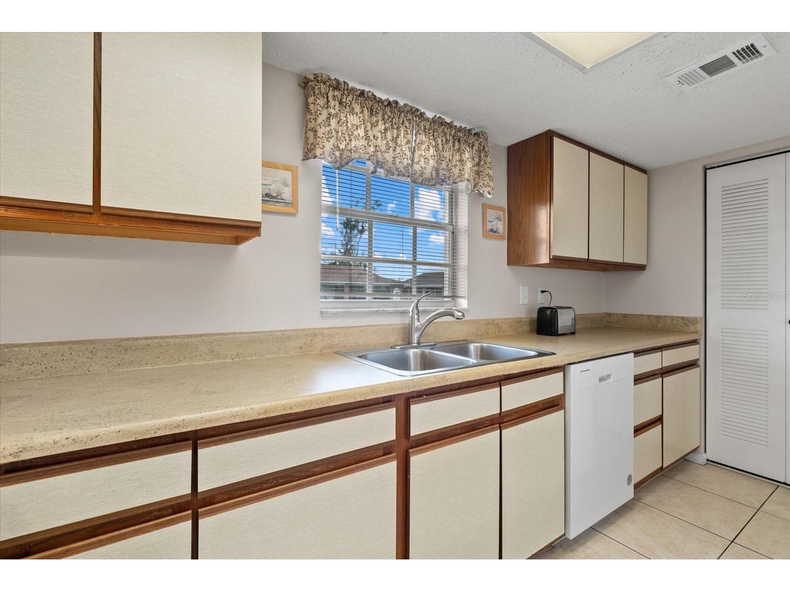 1531 Placida Road #204 Englewood FL 34223 D6145676 image13