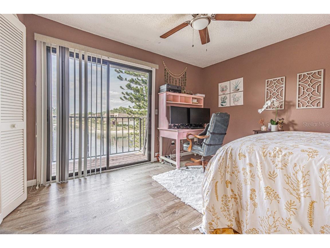 15314 E Pond Woods Drive Tampa FL 33618 TB8450004 image16