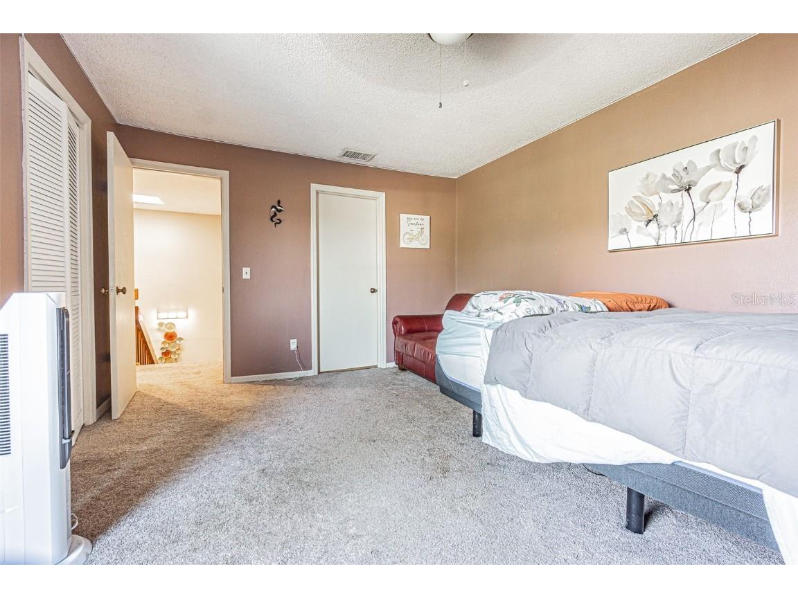 15314 E Pond Woods Drive Tampa FL 33618 TB8450004 image17