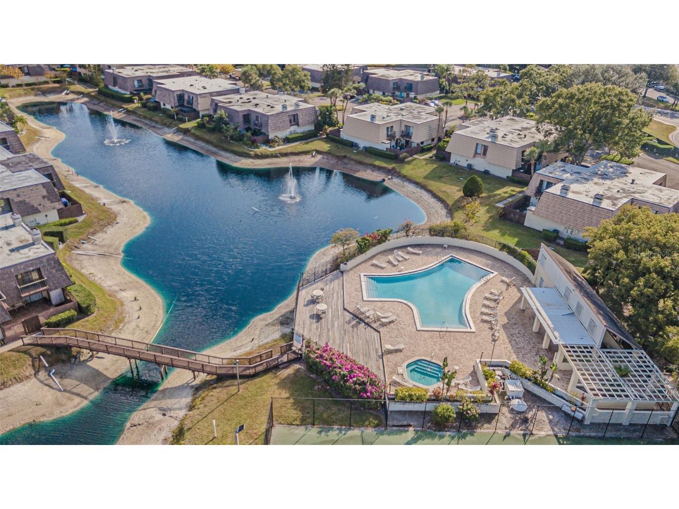 15314 E Pond Woods Drive Tampa FL 33618 TB8450004 image24