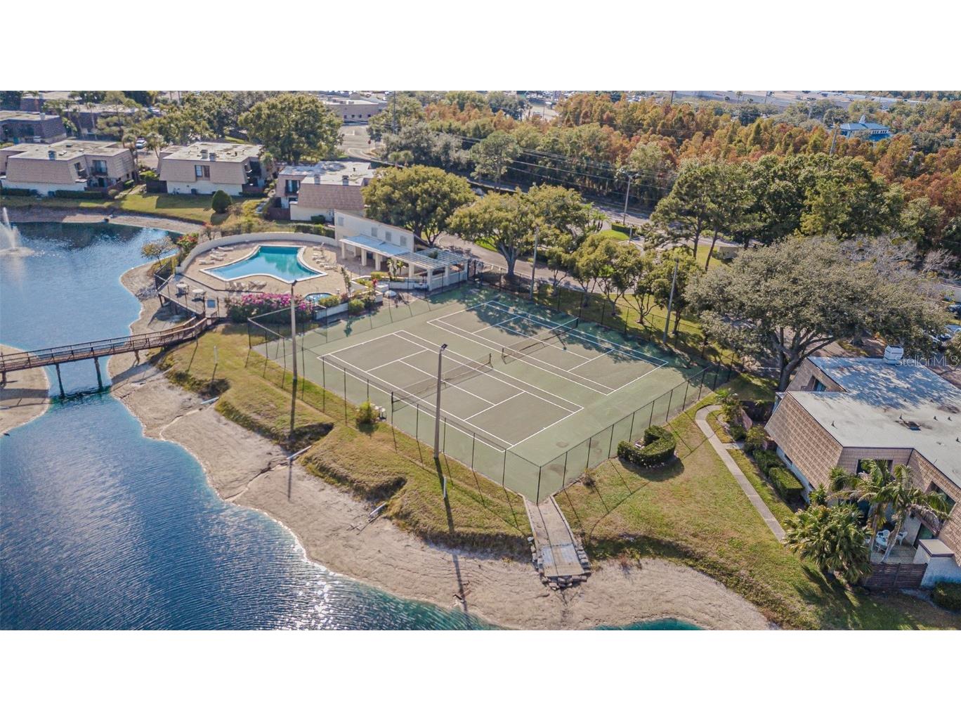 15314 E Pond Woods Drive Tampa FL 33618 TB8450004 image25