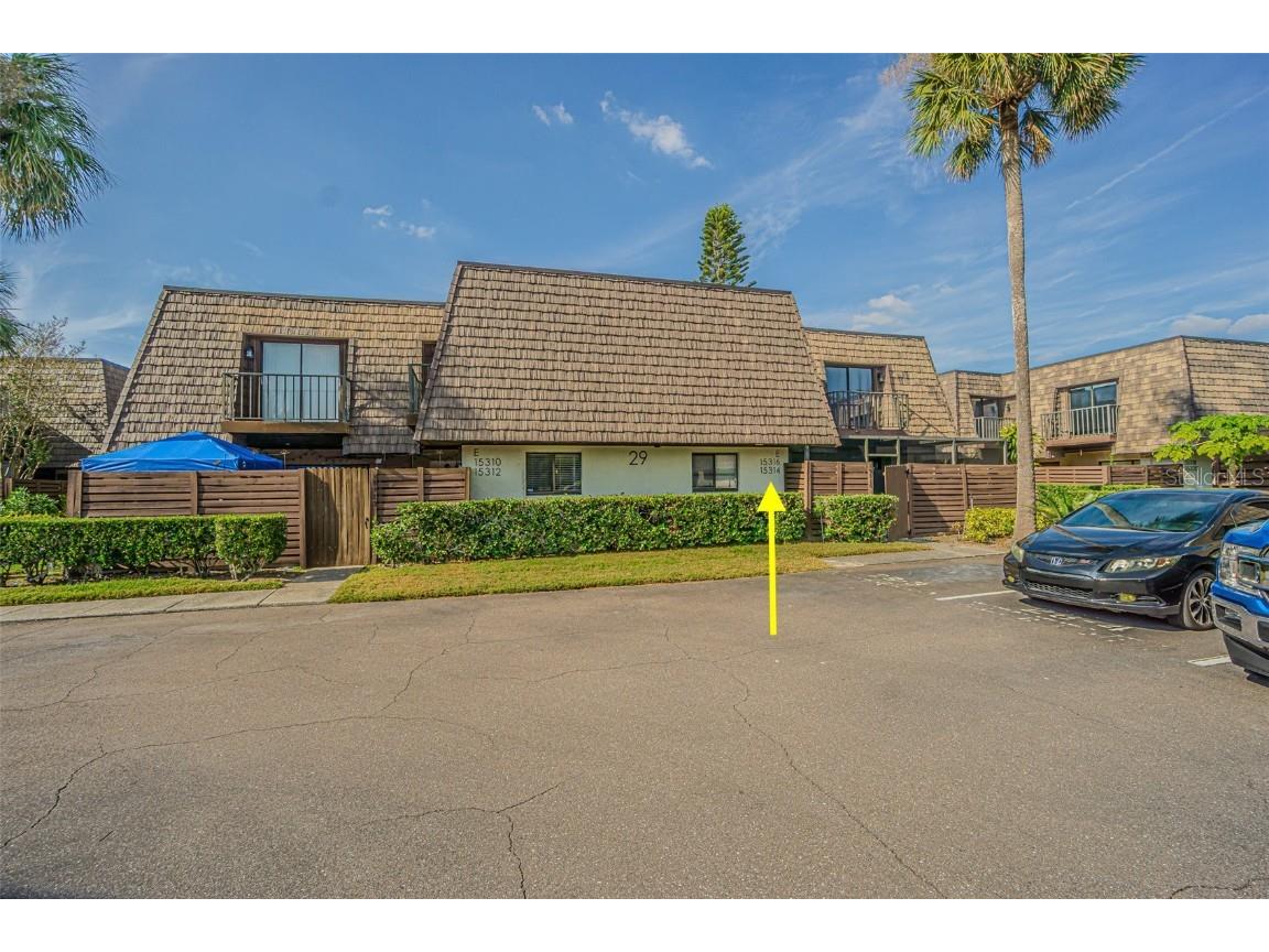 15314 E Pond Woods Drive Tampa FL 33618 TB8450004 image3