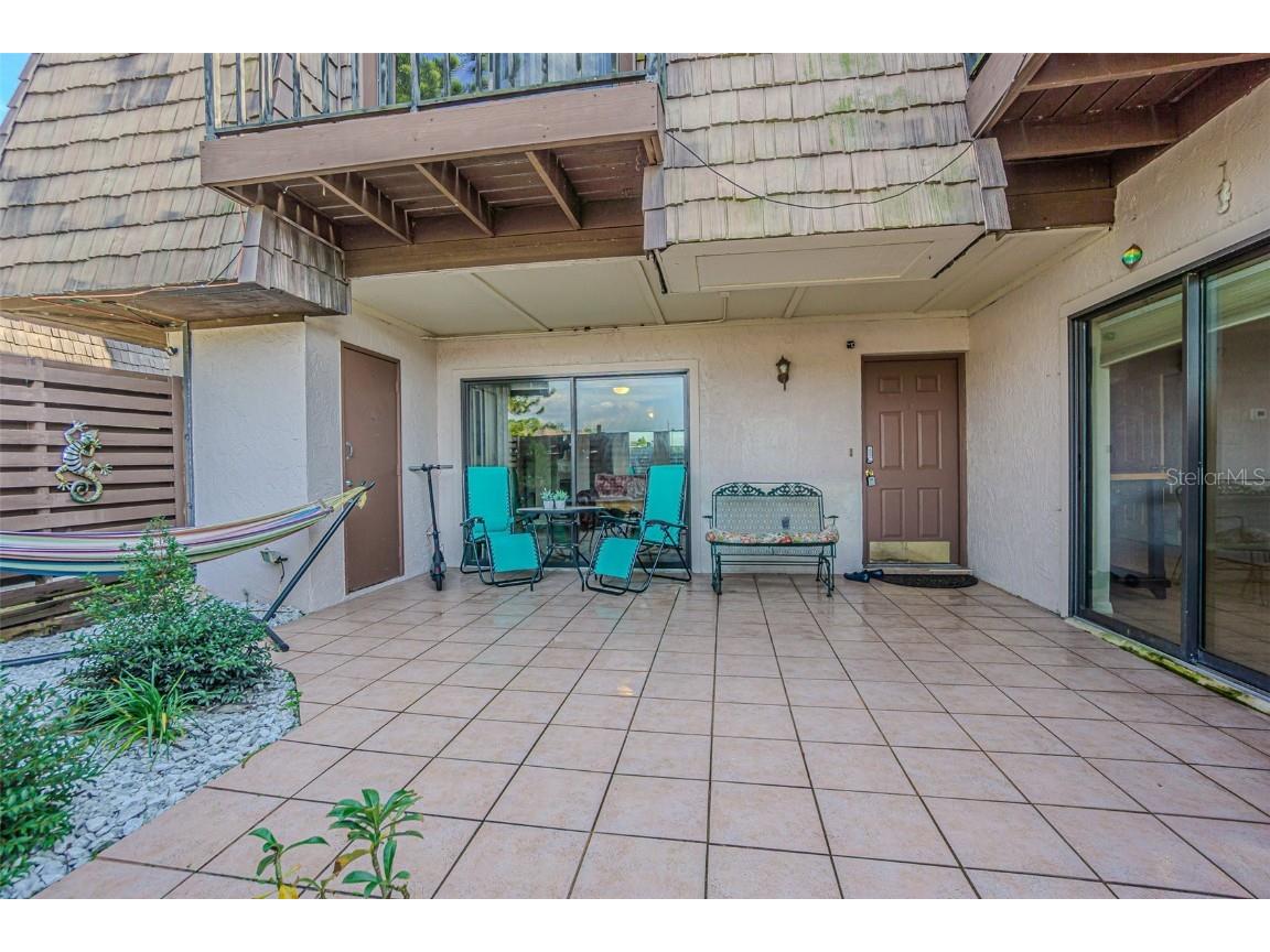 15314 E Pond Woods Drive Tampa FL 33618 TB8450004 image6