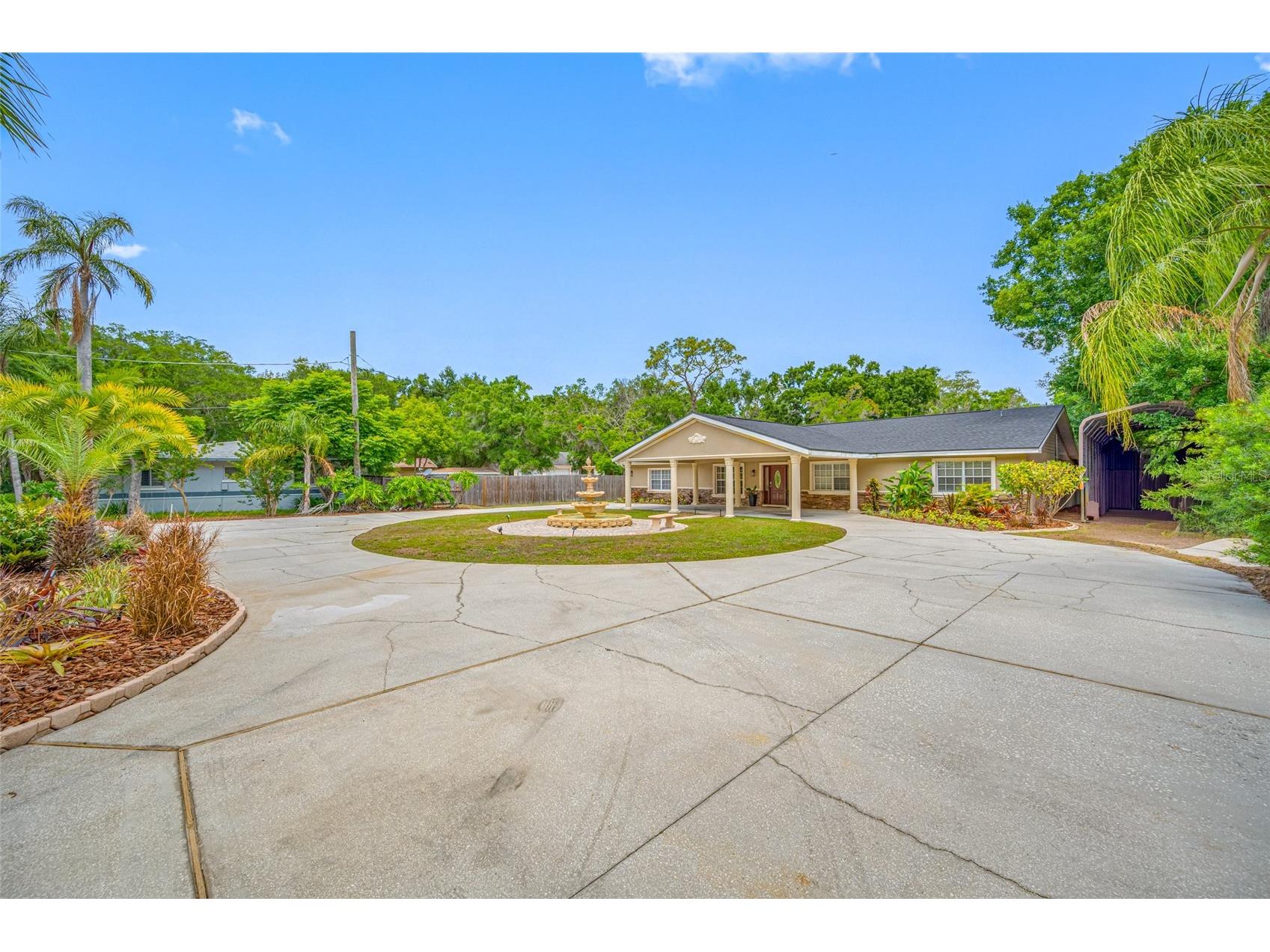 15314 Lake Magdalene Boulevard Tampa FL 33618 TB8505655 image13