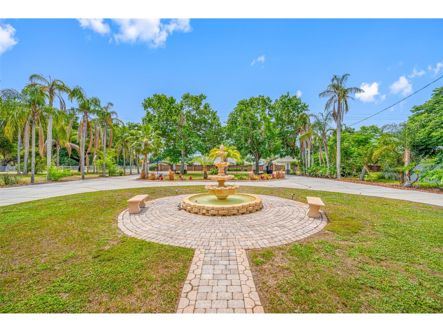 15314 Lake Magdalene Boulevard Tampa FL 33618 TB8505655 image14