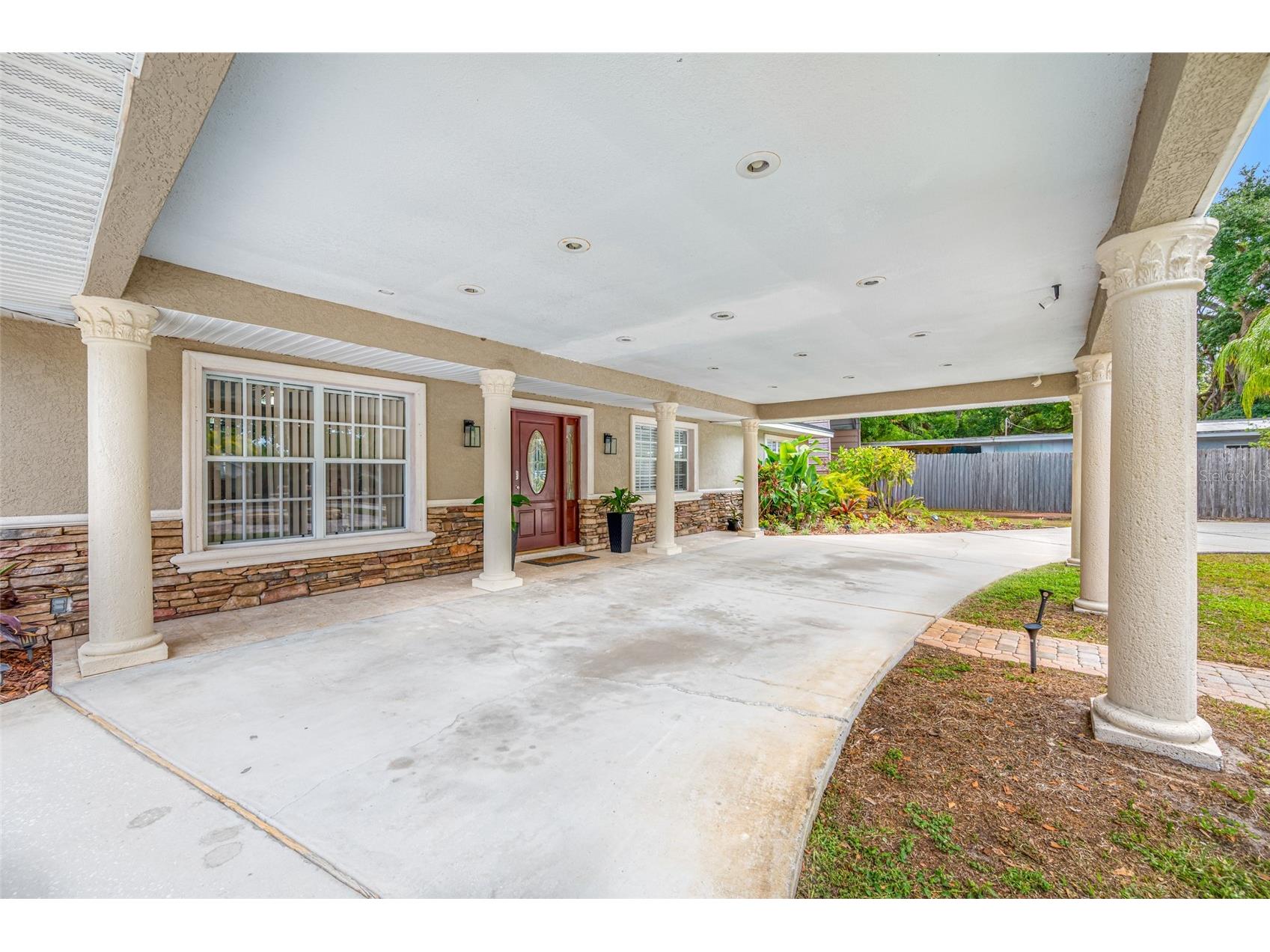 15314 Lake Magdalene Boulevard Tampa FL 33618 TB8505655 image15