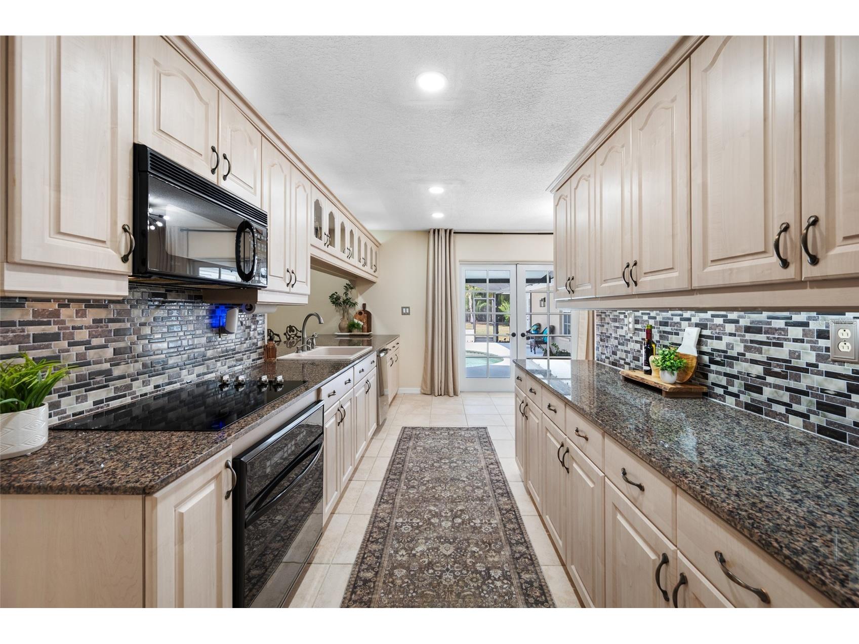 15314 Lake Magdalene Boulevard Tampa FL 33618 TB8505655 image28