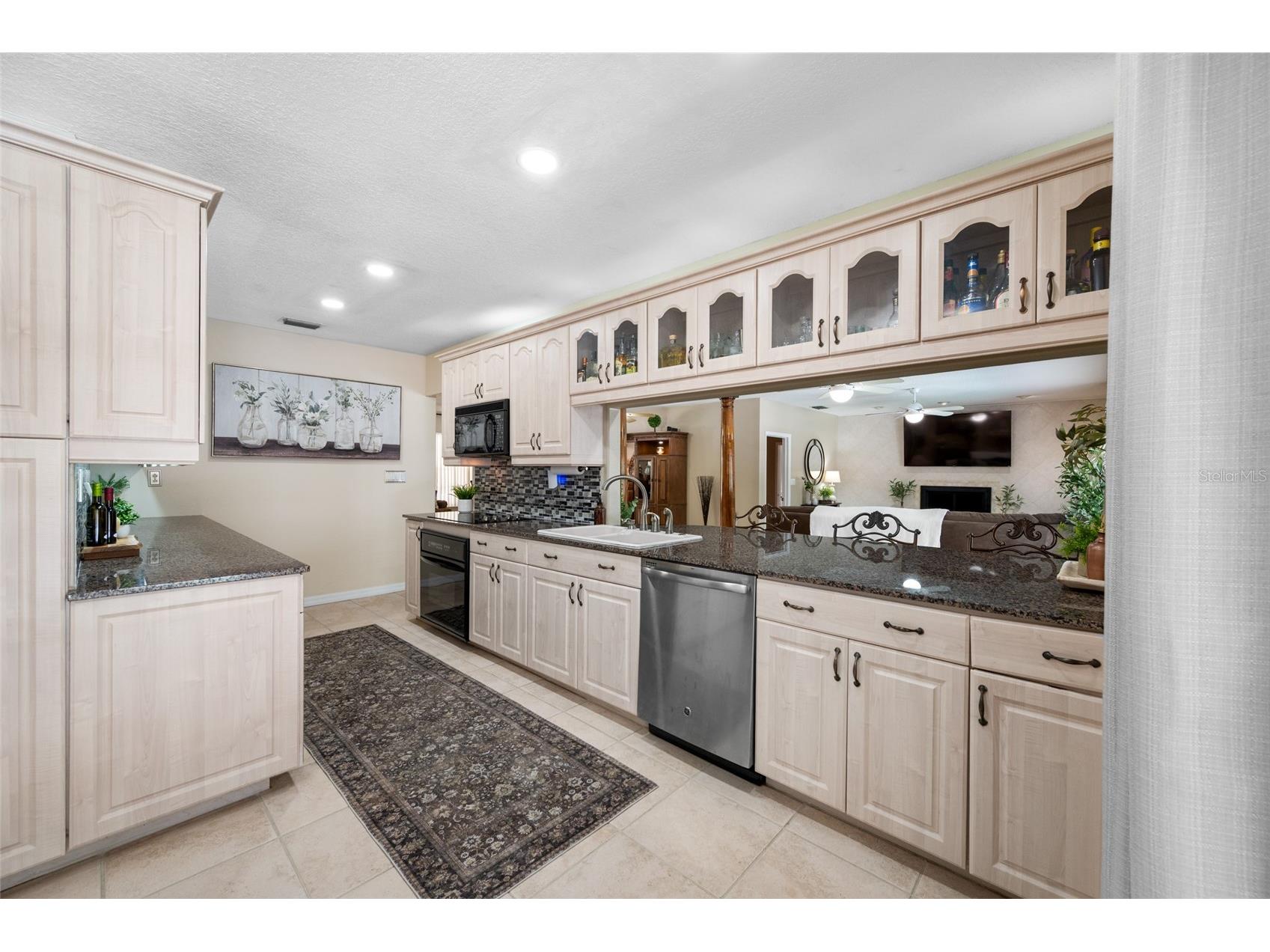 15314 Lake Magdalene Boulevard Tampa FL 33618 TB8505655 image29
