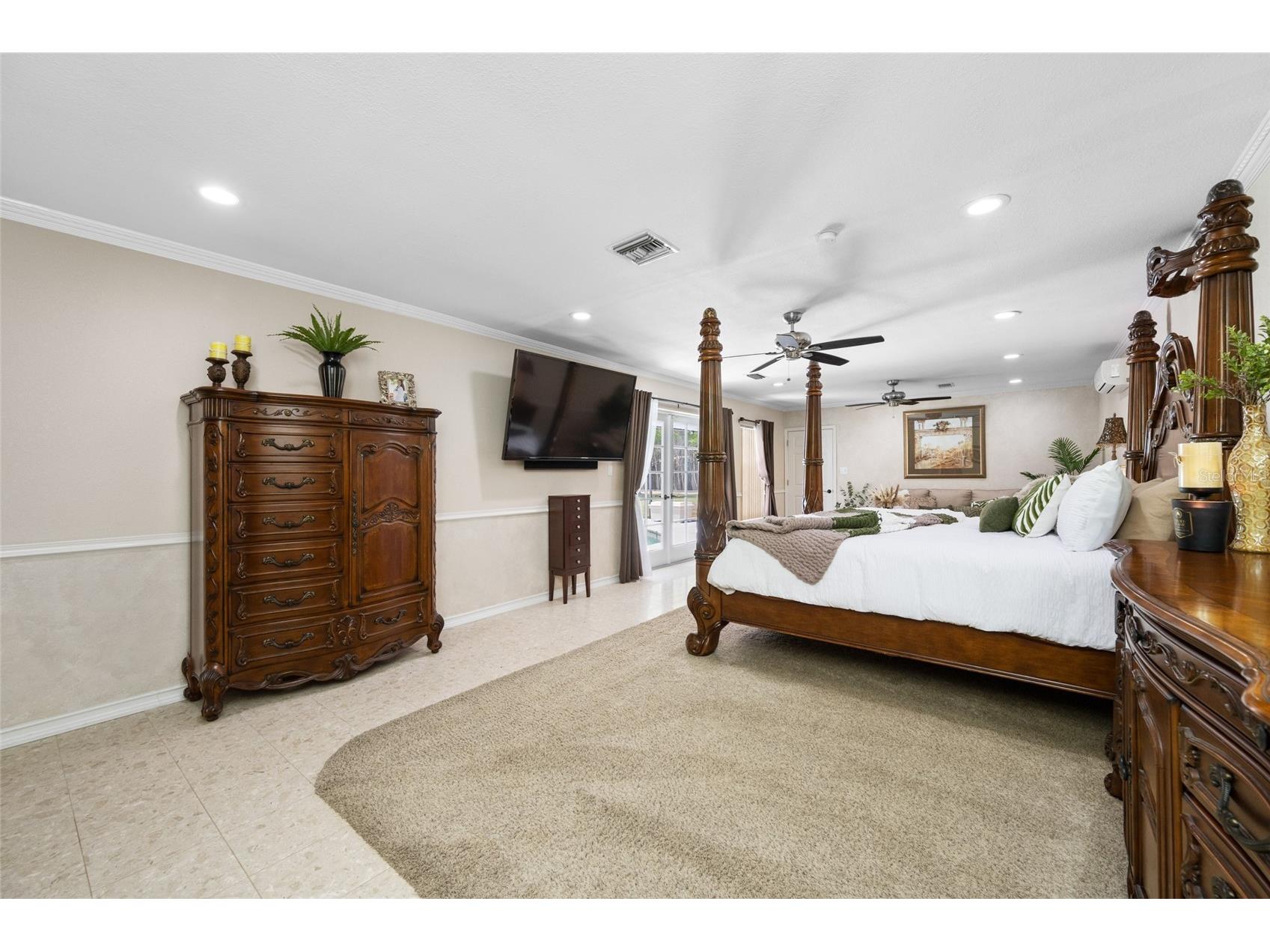 15314 Lake Magdalene Boulevard Tampa FL 33618 TB8505655 image36