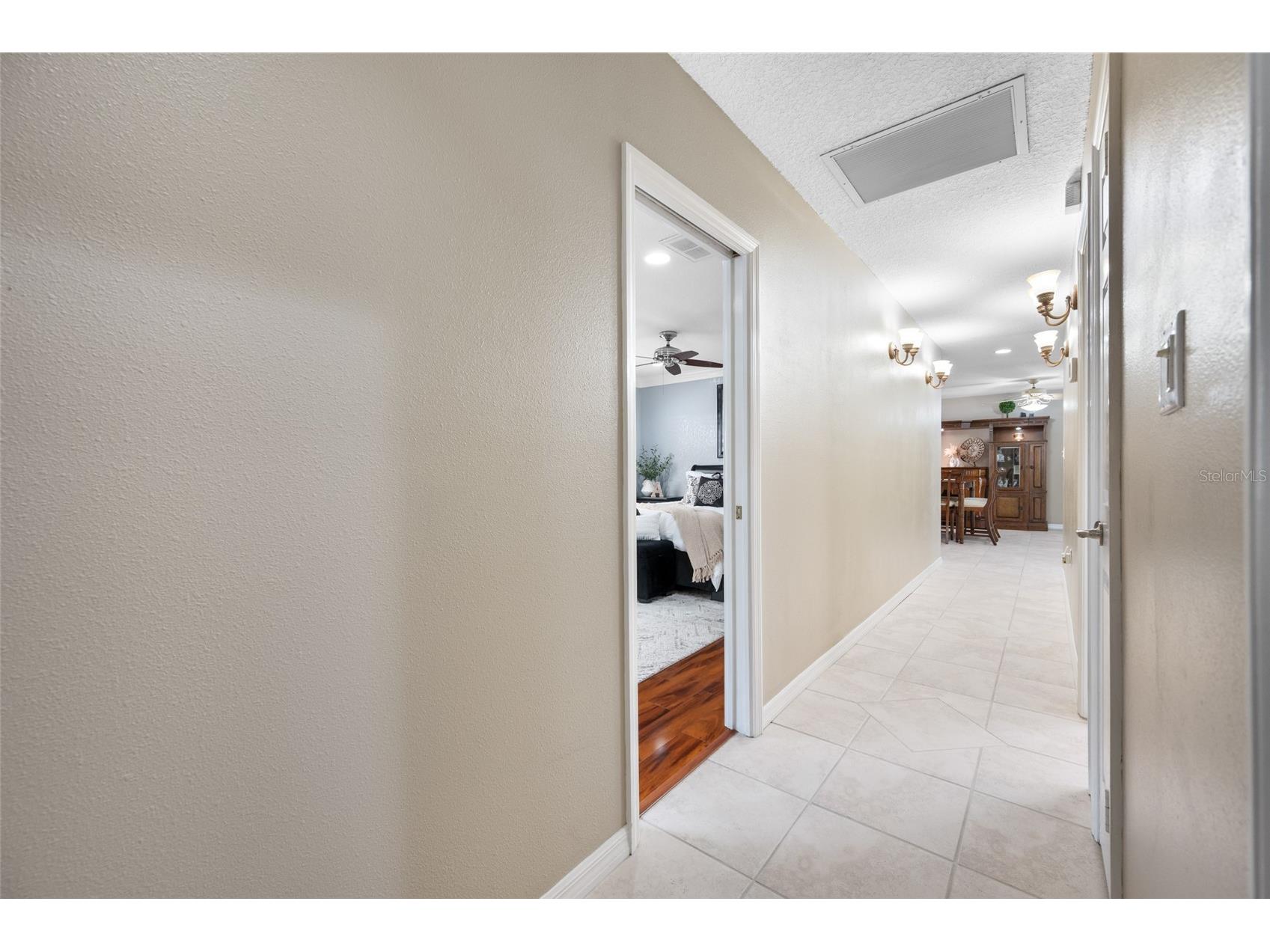 15314 Lake Magdalene Boulevard Tampa FL 33618 TB8505655 image49