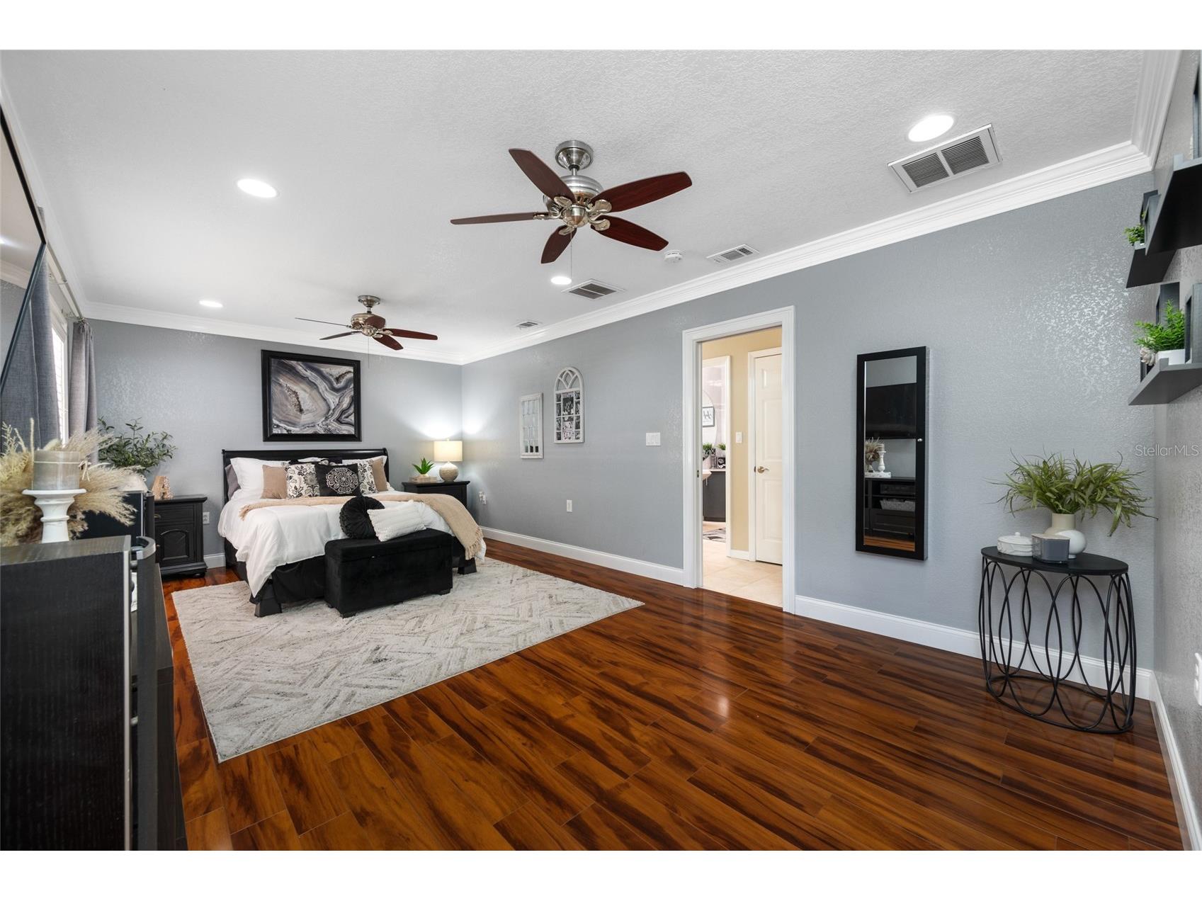 15314 Lake Magdalene Boulevard Tampa FL 33618 TB8505655 image51
