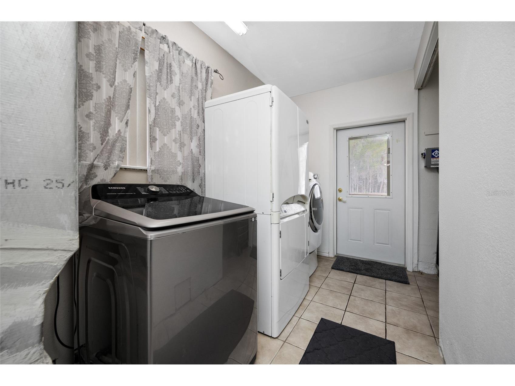 15314 Lake Magdalene Boulevard Tampa FL 33618 TB8505655 image67