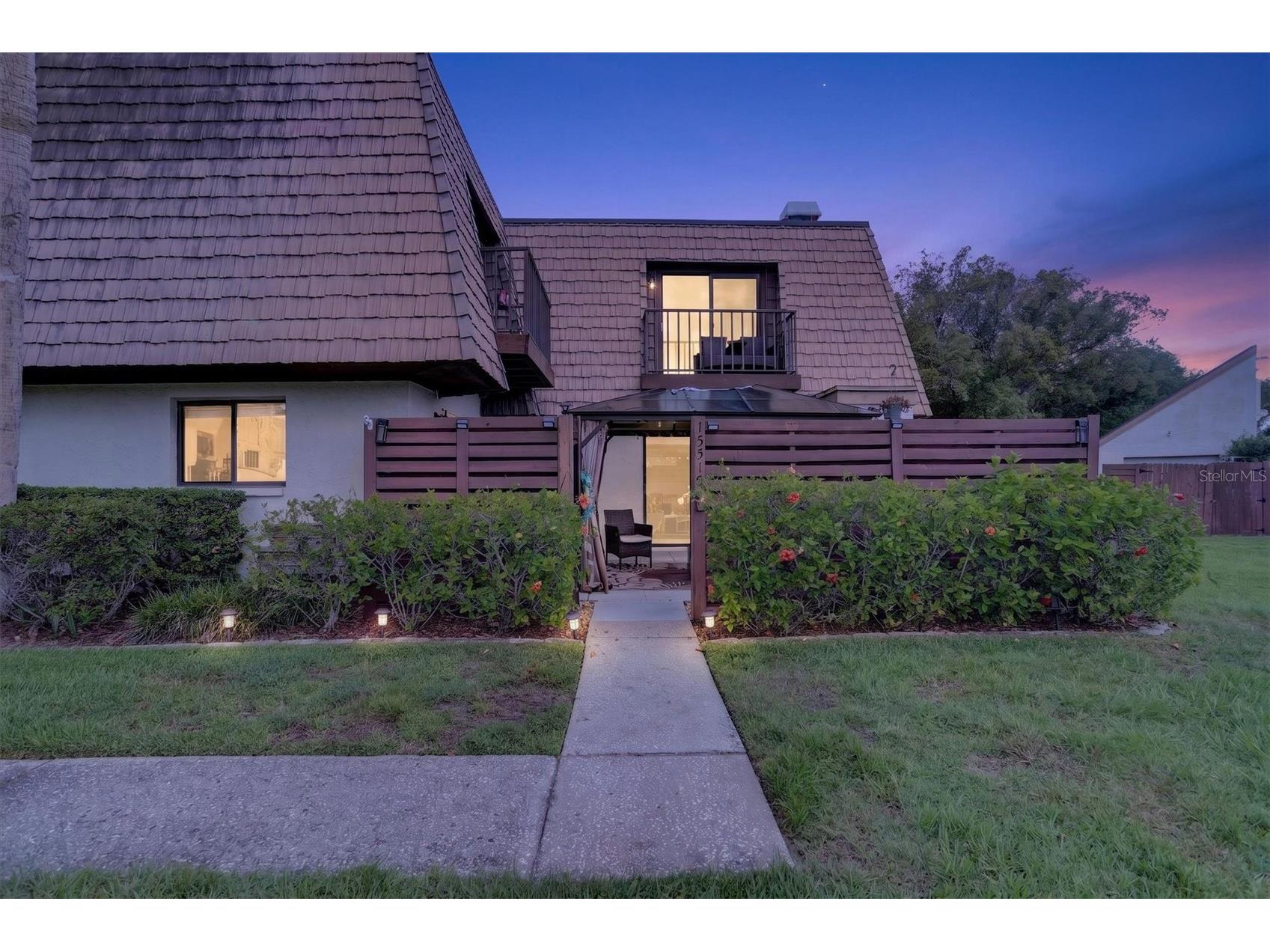 15317 W Pond Woods Drive #103 Tampa FL 33618 TB8527349 image1