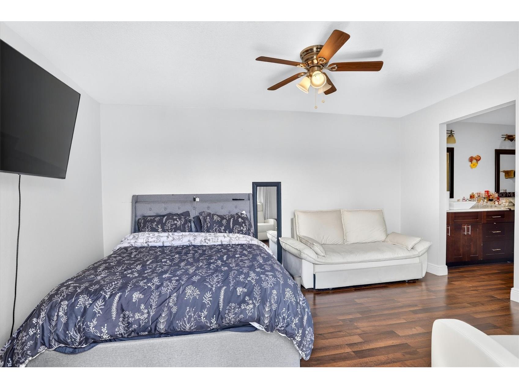 15317 W Pond Woods Drive #103 Tampa FL 33618 TB8527349 image23