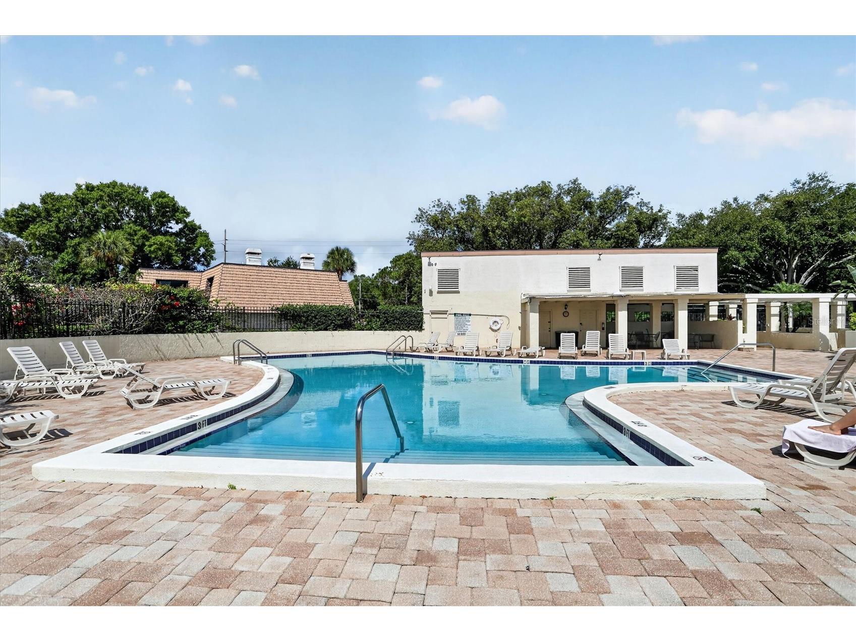 15317 W Pond Woods Drive #103 Tampa FL 33618 TB8527349 image32