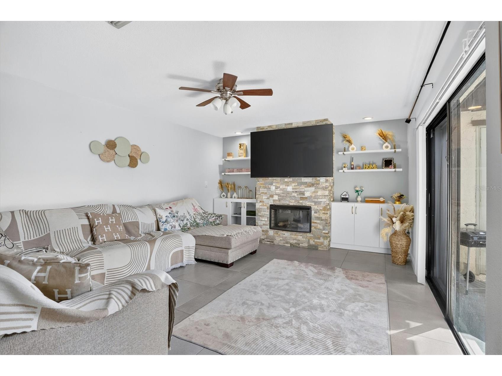 15317 W Pond Woods Drive #103 Tampa FL 33618 TB8527349 image6