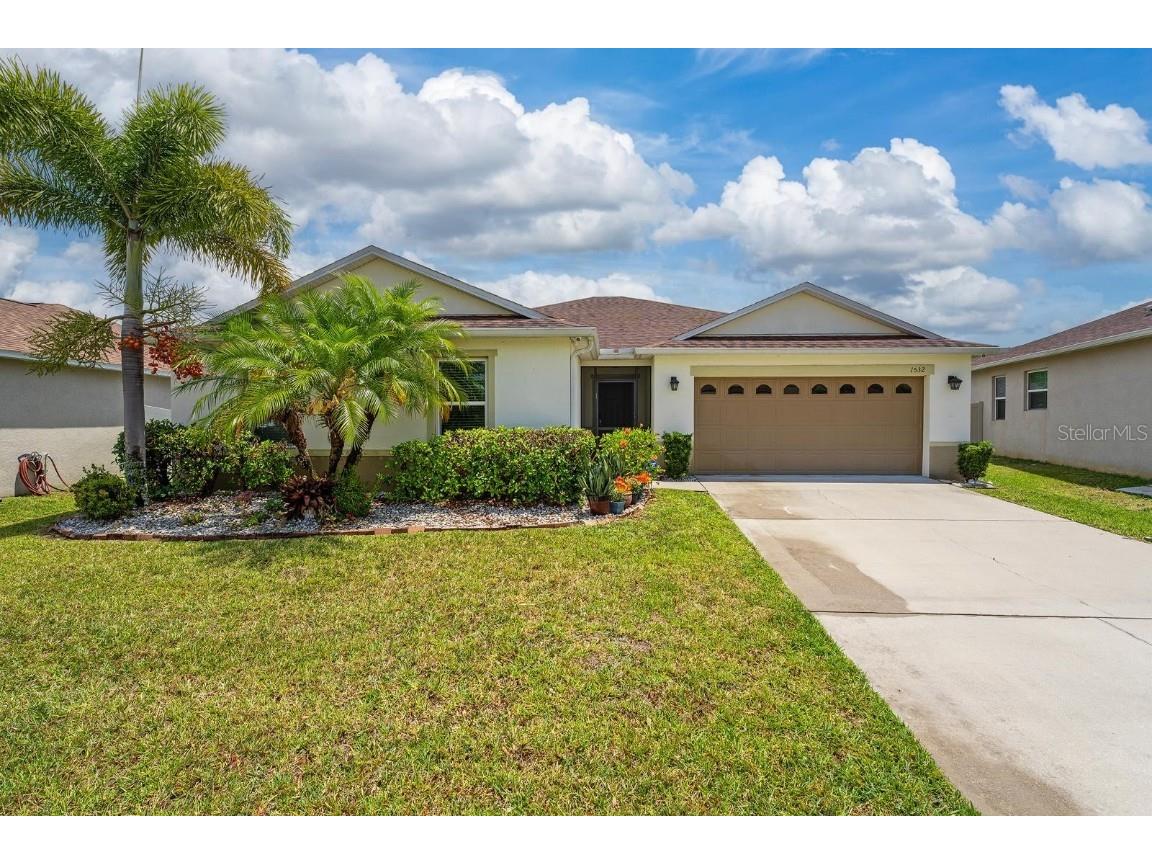 1532 Angler Avenue Kissimmee FL 34746 S5126042 image1
