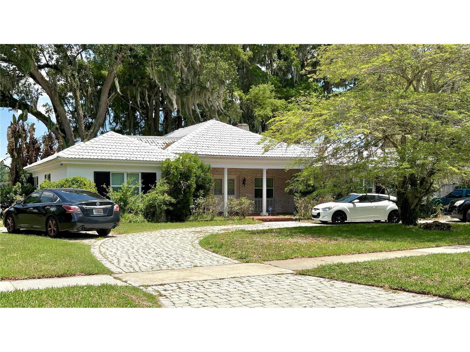 1532 Lake Shore Drive Orlando FL 32803 O6413958 image2