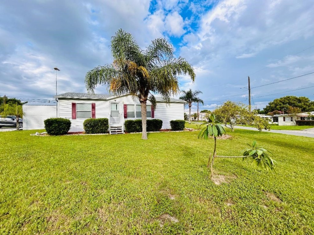 1532 Lakeview Drive Tavares FL 32778 O6185502 image1