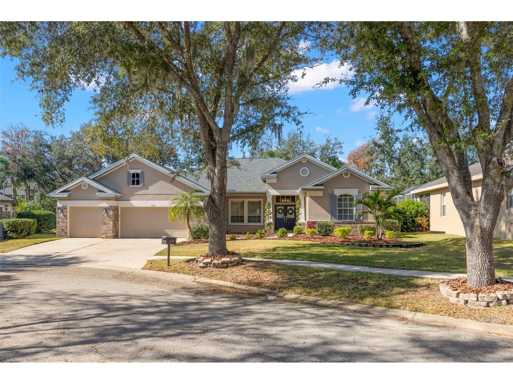15321 Vireoglen Lane Lithia FL 33547 TB8463294 image1