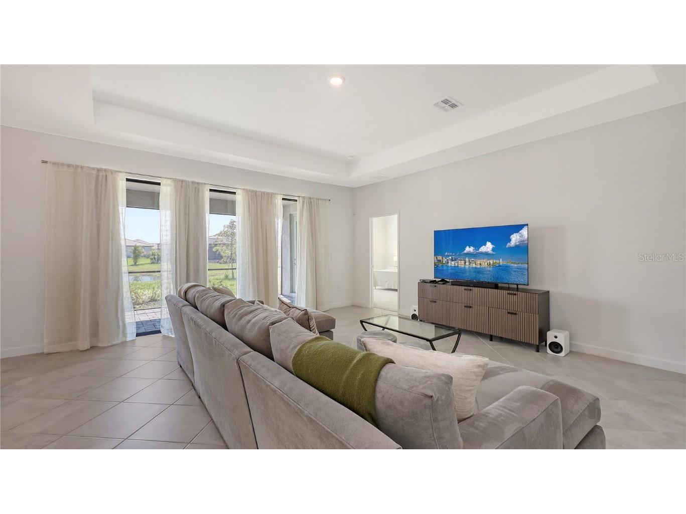 15332 Serene Shores Loop Street Bradenton FL 34211 A4647120 image9