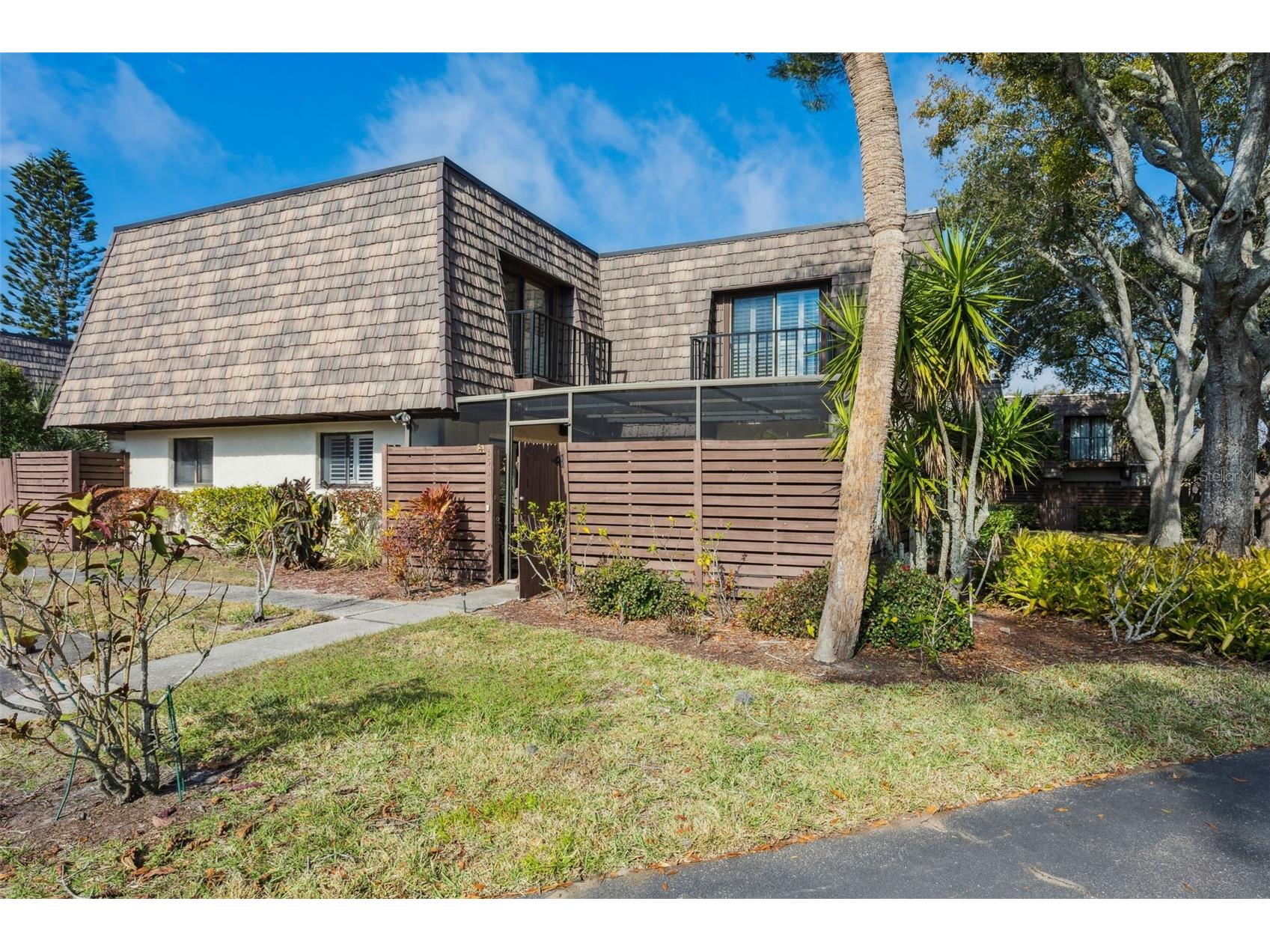 15338 E Pond Woods Drive #15338 Tampa FL 33618 TB8476548 image1