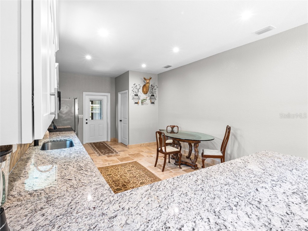 1534 25th Street Sarasota FL 34234 A4674427 image7