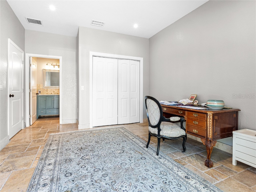 1534 25th Street Sarasota FL 34234 A4674427 image8