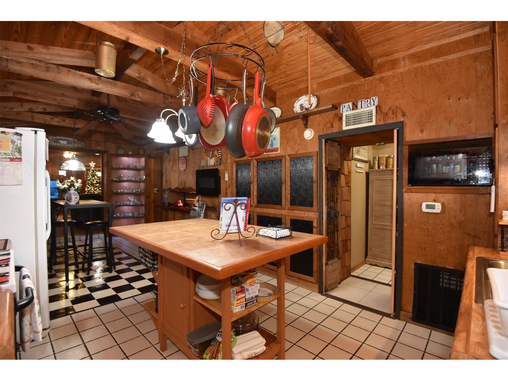 1534 Center Avenue Daytona Beach FL 32117 V4946948 image13