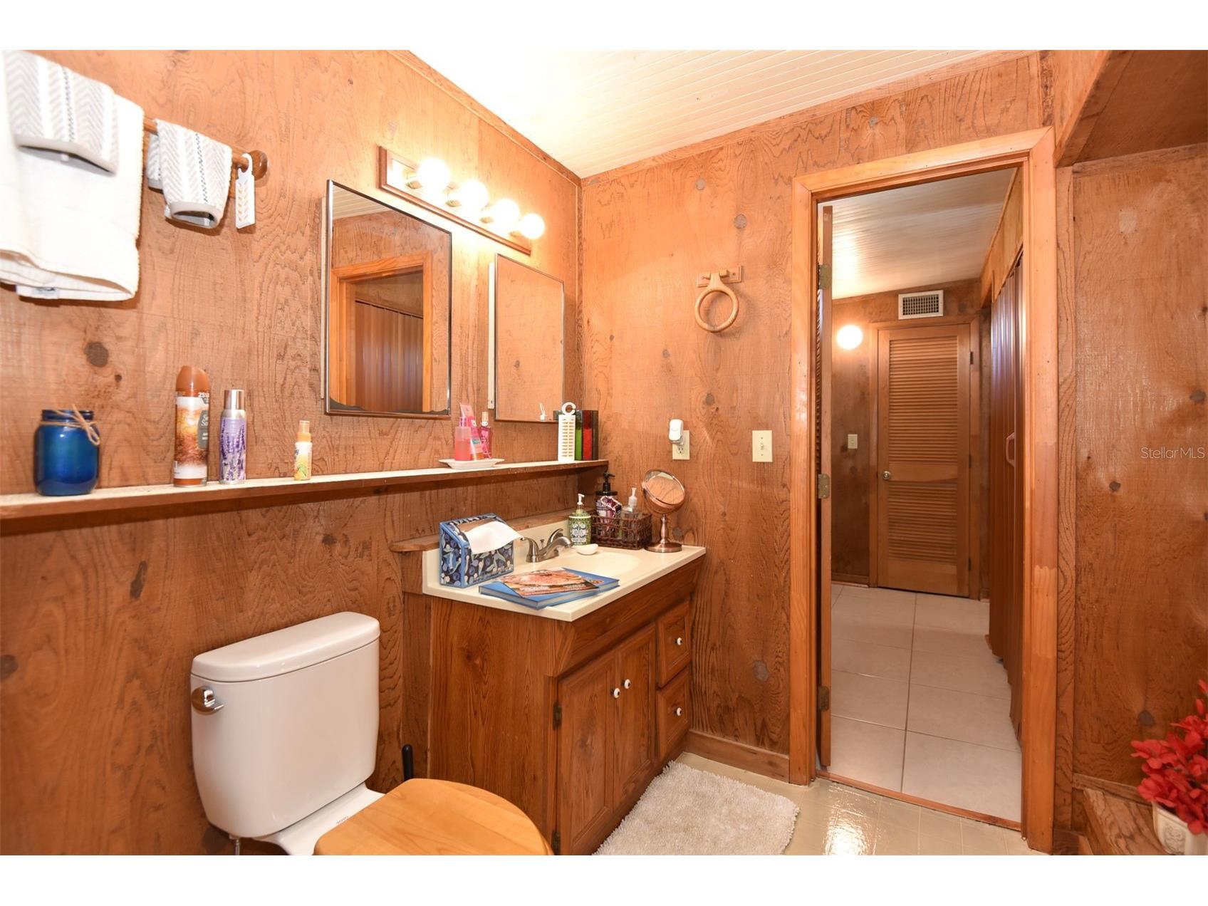 1534 Center Avenue Daytona Beach FL 32117 V4946948 image30