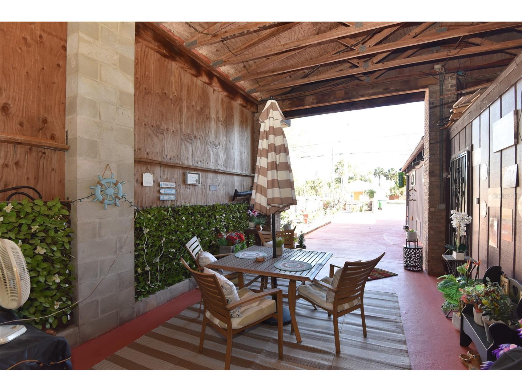 1534 Center Avenue Daytona Beach FL 32117 V4946948 image39