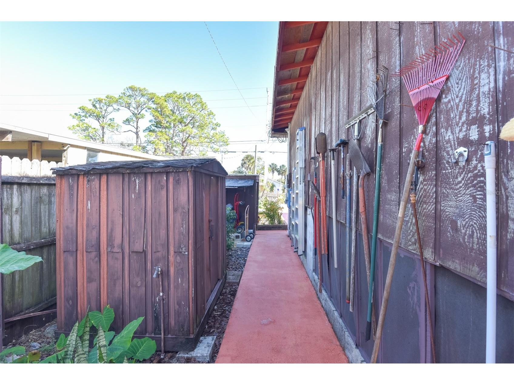 1534 Center Avenue Daytona Beach FL 32117 V4946948 image44