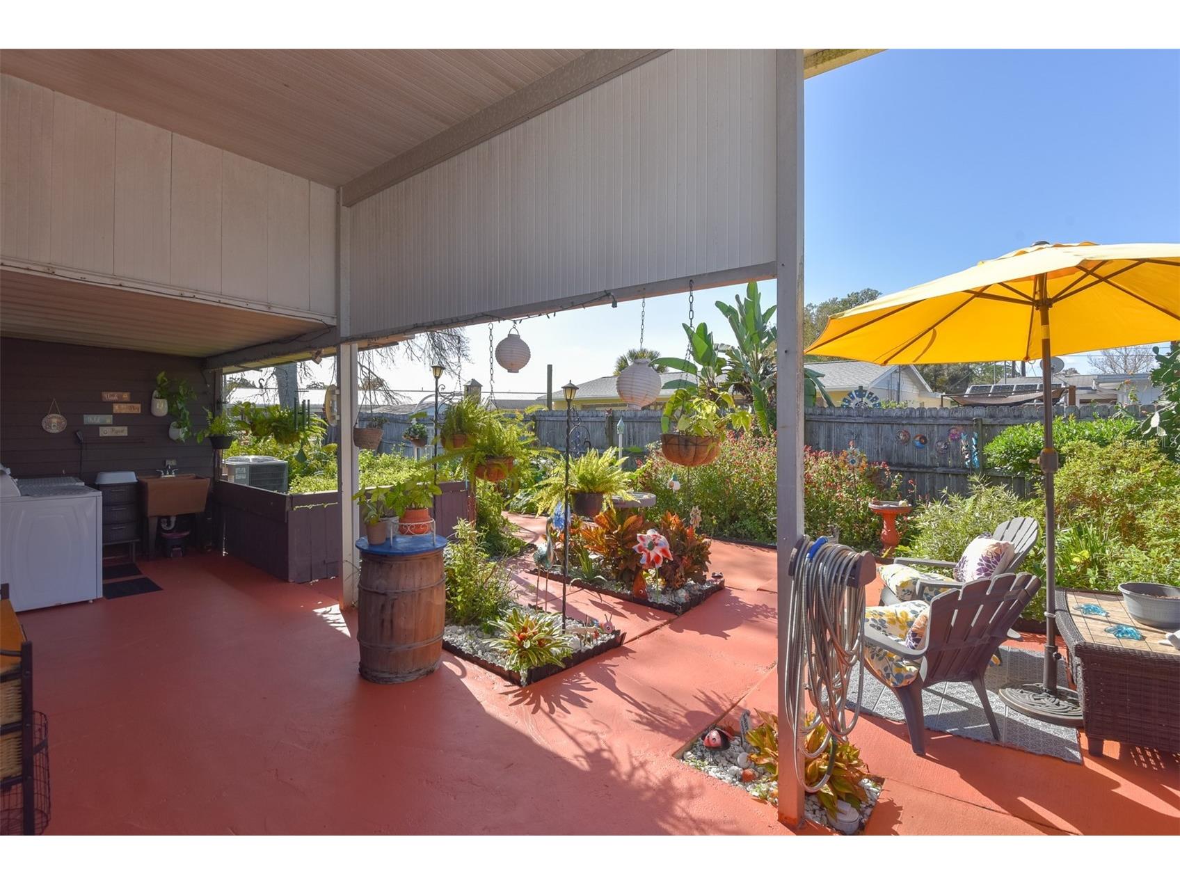 1534 Center Avenue Daytona Beach FL 32117 V4946948 image45