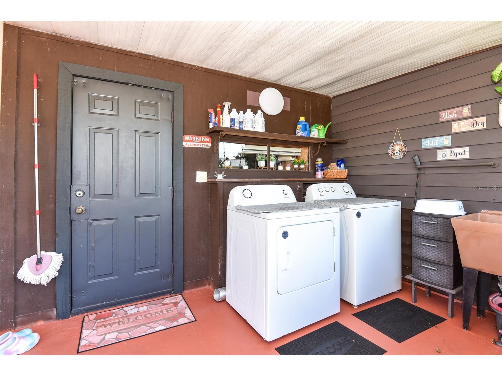 1534 Center Avenue Daytona Beach FL 32117 V4946948 image47